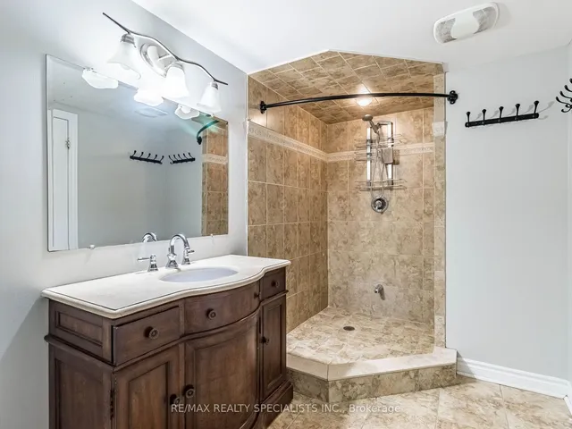 Additional image 32 of 6 NORVAL Cres