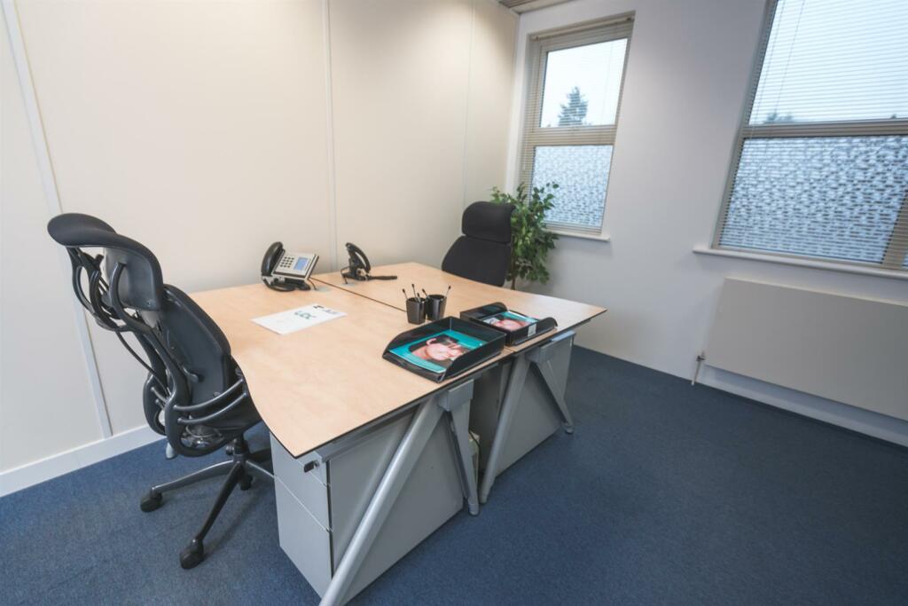 Additional image 9 of High Street, Henley-In-Arden