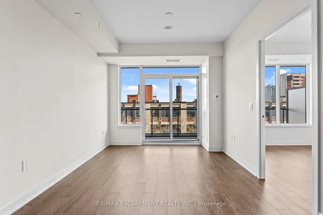 Additional image 20 of 212 King William St Unit 619