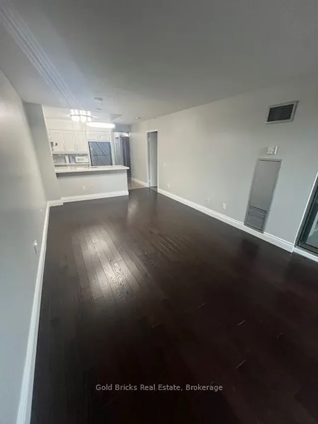 Additional image 3 of 750 Bay St Unit 610