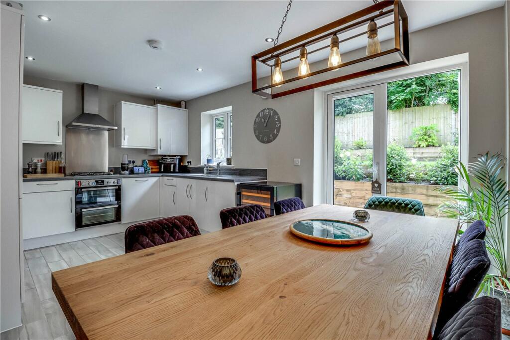 Additional image 5 of Neville Close, St. Albans, Hertfordshire, AL3