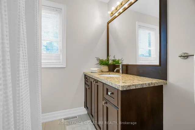 Additional image 24 of 22 Harding Ave