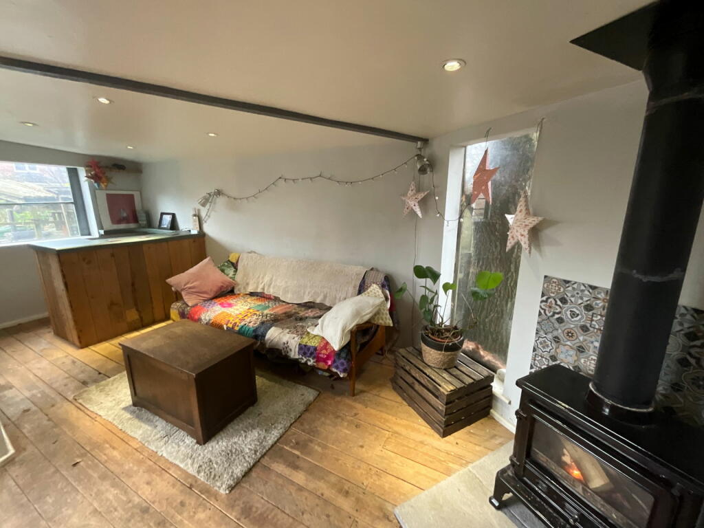 Additional image 23 of HALESOWEN, Manor Abbey Road