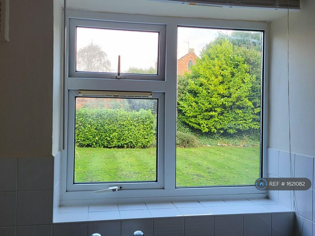 Additional image 4 of Oakley House, Bromsgrove, B60