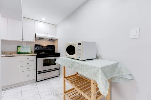 Additional image 24 of 31 Tinton Cres