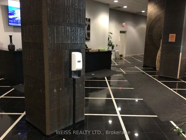 Additional image 22 of 2737 Keele St Unit 402