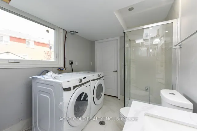 Additional image 30 of 19 Hoskins Sq