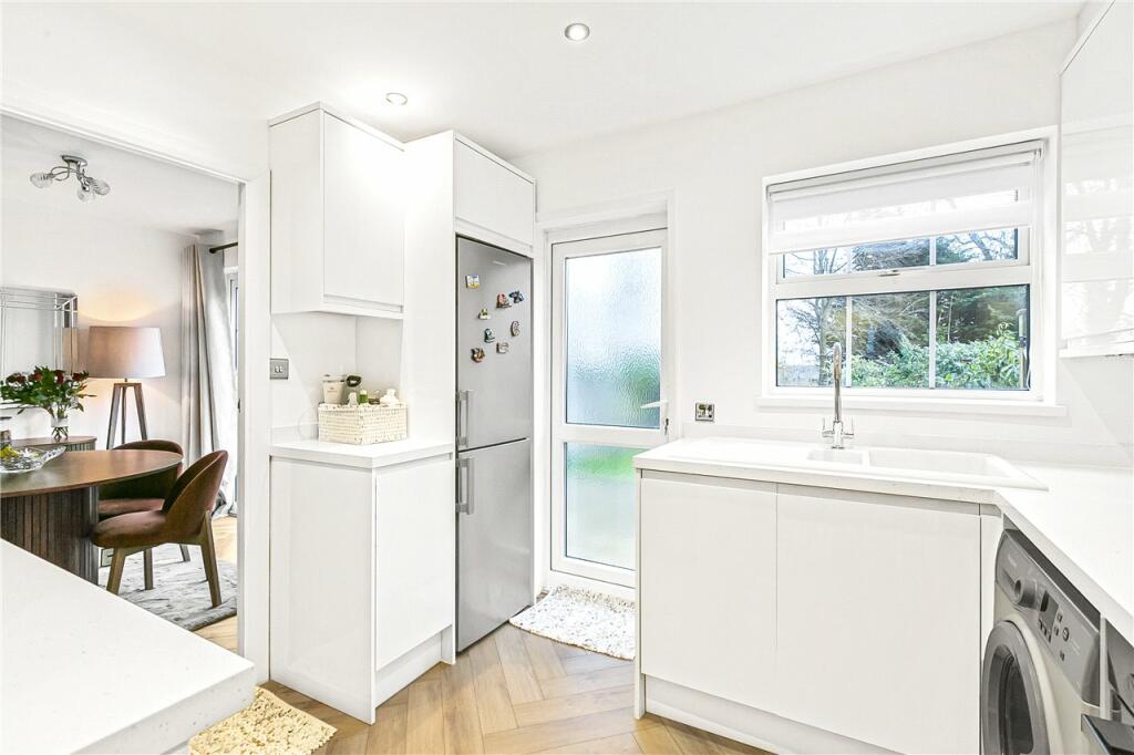 Additional image 6 of Knightsfield, Welwyn Garden City, Hertfordshire, AL8