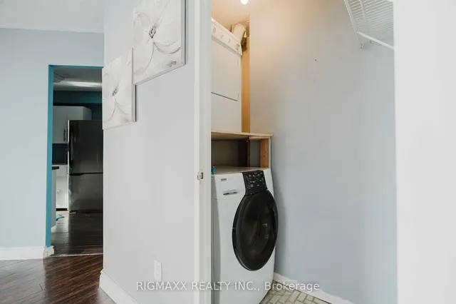 Additional image 32 of 121 TRUDELLE St Unit 1007