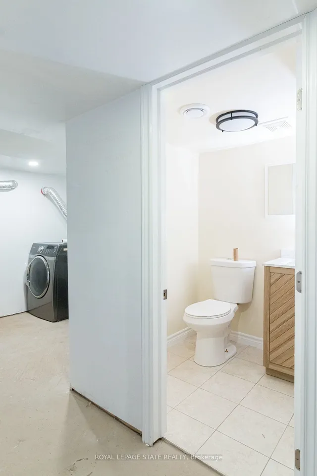 Additional image 32 of 38 Fairleigh Ave