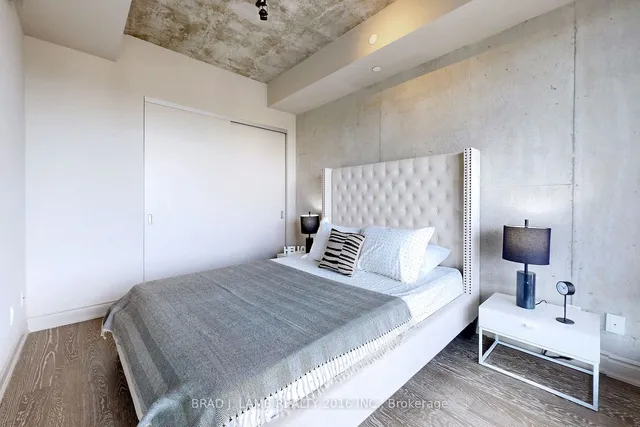 Additional image 18 of 608 Richmond St Unit 520