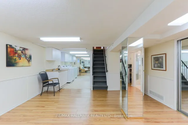 Additional image 15 of 8 Hollis Ave