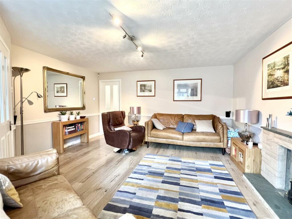 Additional image 4 of Mission Close, Cradley Heath