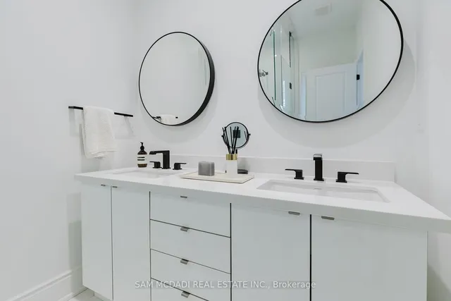 Additional image 25 of 1335 BRITTON Cres