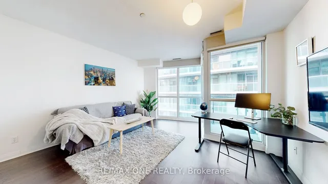 Additional image 15 of 60 ANNIE CRAIG Dr Unit 909