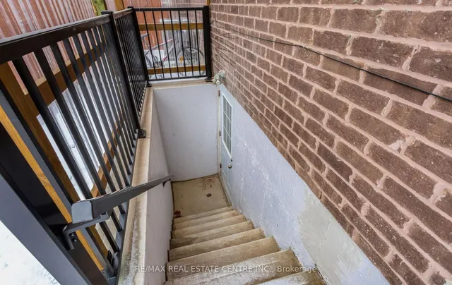 Additional image 36 of 949 logan Dr