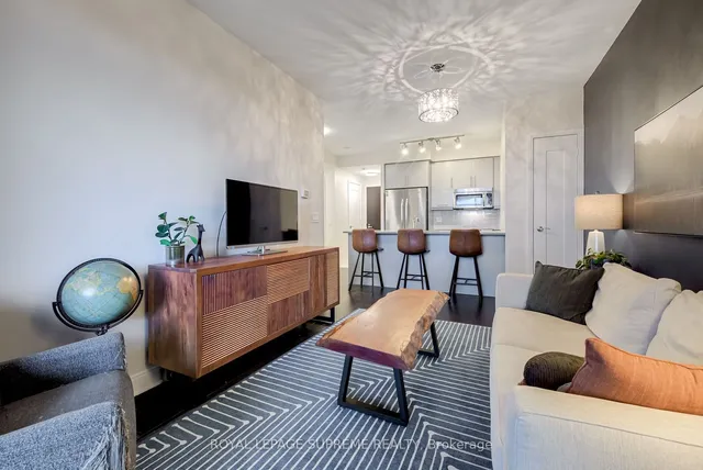 Additional image 8 of 825 Church St Unit 507