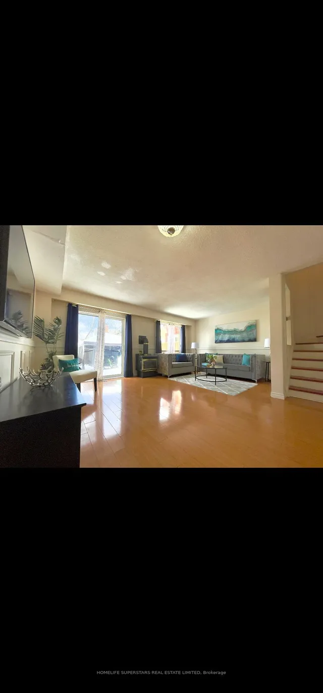 Additional image 4 of 8 Maraboo Crt