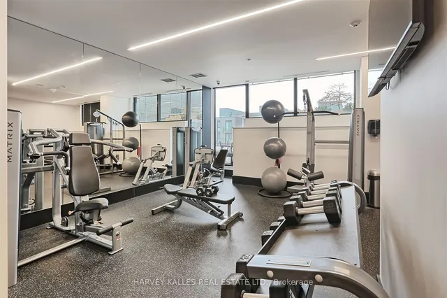 Additional image 32 of 4208 Dundas St Unit 412