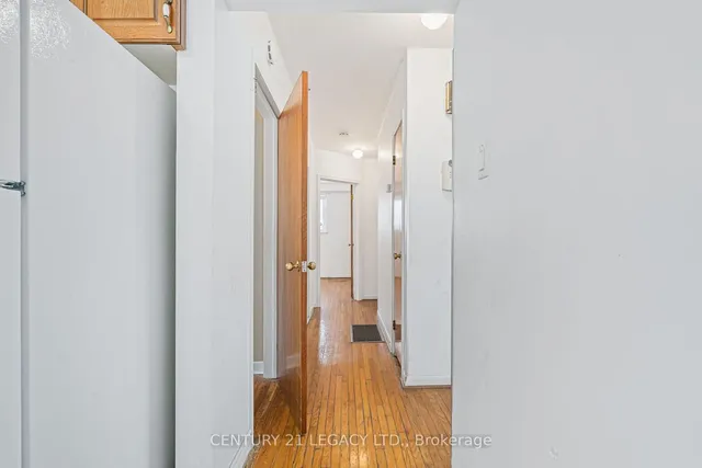 Additional image 20 of 17 Vange Cres