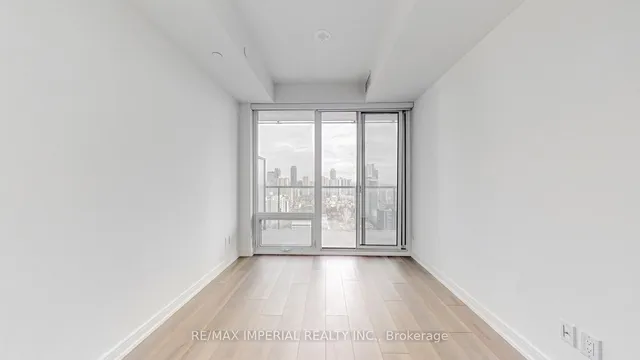 Additional image 19 of 3 Gloucester St Unit 2706