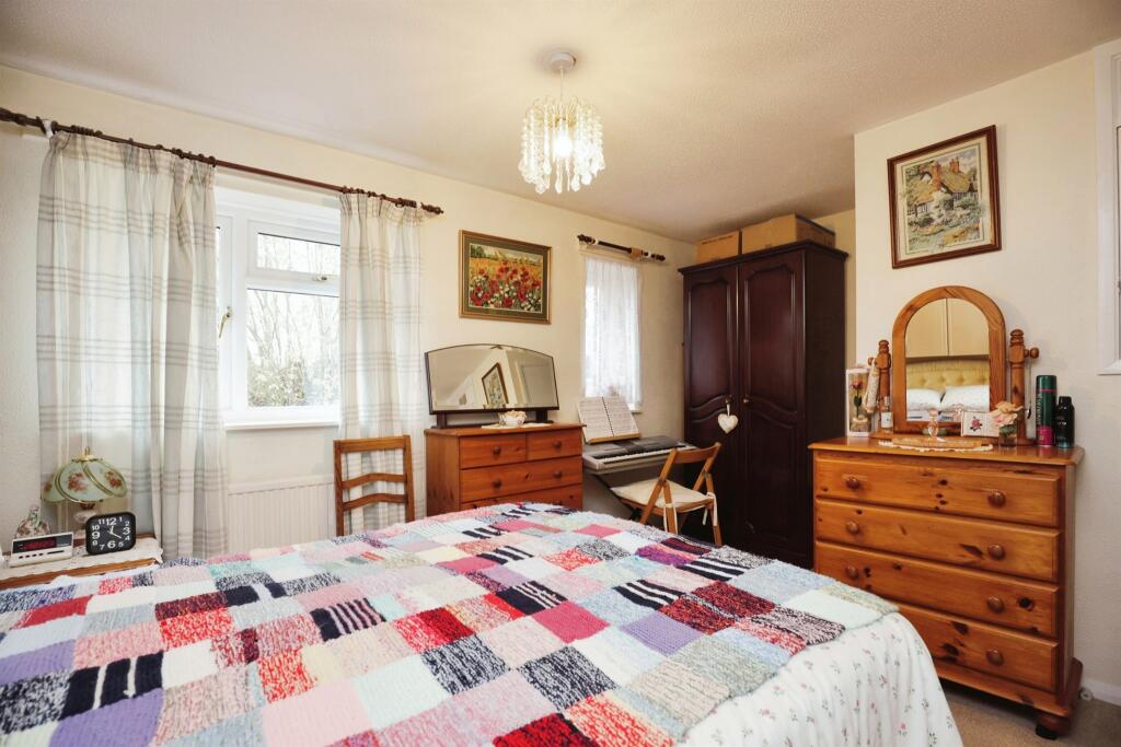 Additional image 4 of Meadow Road, Alcester