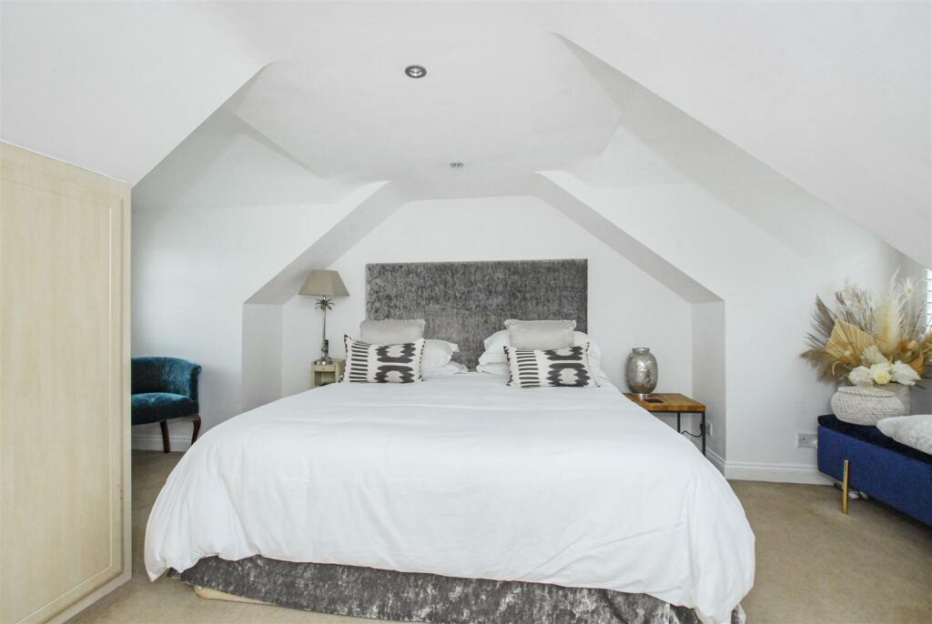 Additional image 13 of Mount Pleasant Lane, Bricket Wood, St. Albans