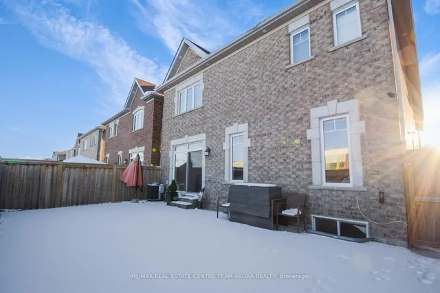 Additional image 37 of 74 Abercrombie Cres