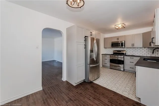 Additional image 4 of 55 Fairmount Rd