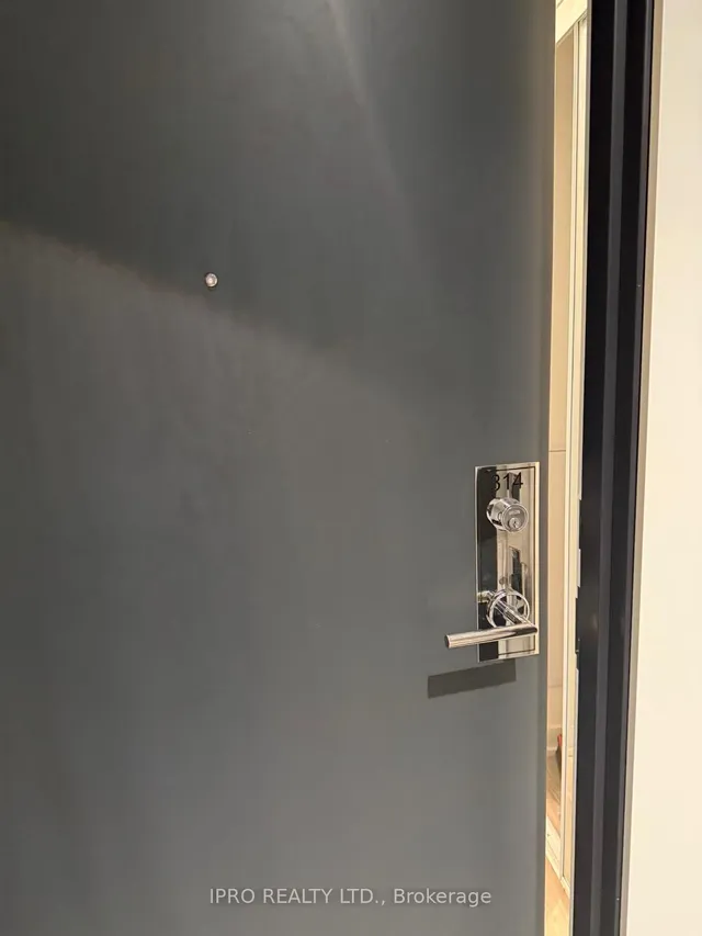 Additional image 3 of 250 Lawrence Ave Unit 314