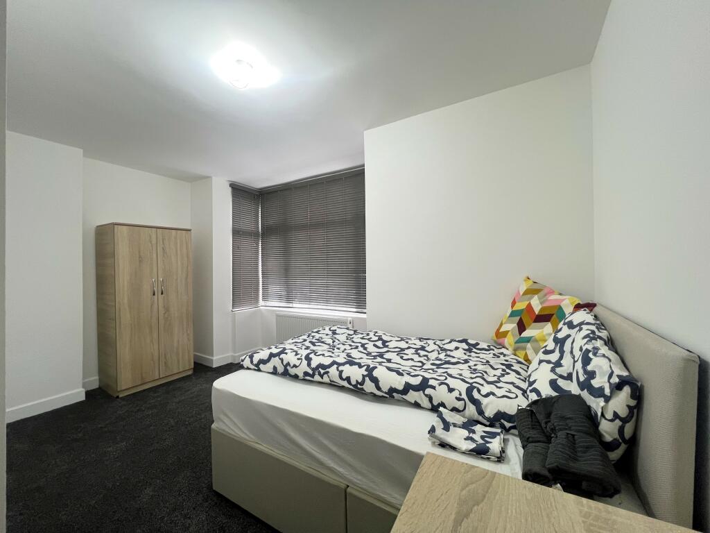 Additional image 5 of Bearwood Road, Smethwick