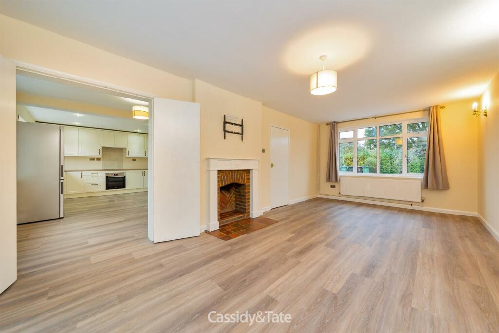 Additional image 7 of Oaklands Lane, Smallford