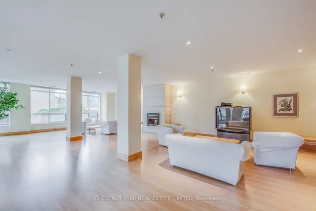 Additional image 34 of 168 King St Unit PH1605