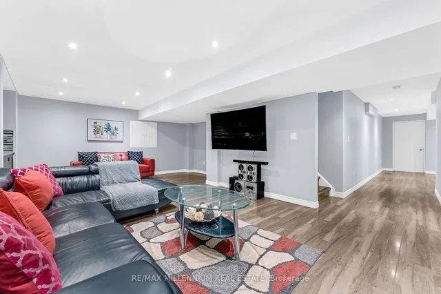 Additional image 29 of 71 Cook St