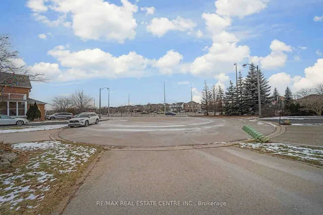 Additional image 3 of 733 Macbeth Hts