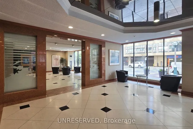 Additional image 7 of 633 Bay St Unit 1711