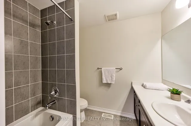 Additional image 30 of 260 North Park Blvd