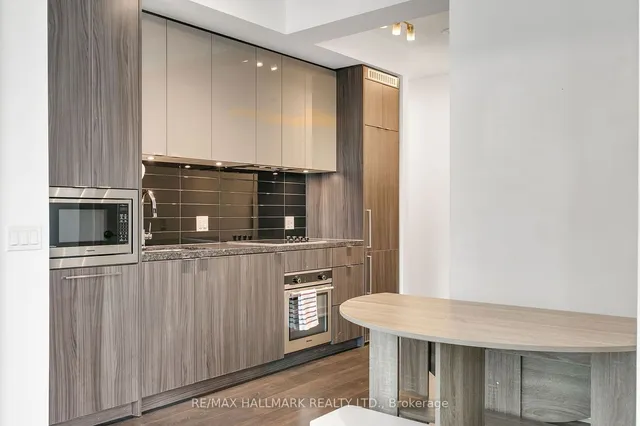 Additional image 18 of 125 Blue Jays Way St Unit 4608