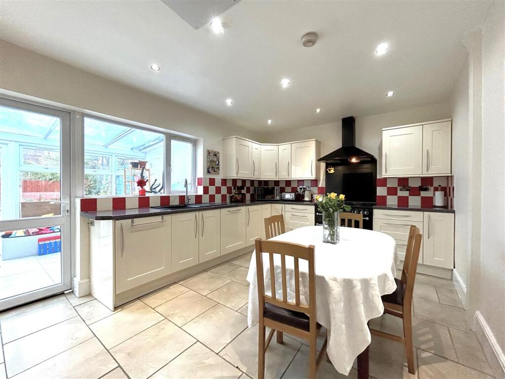 Additional image 21 of Warley Croft, Oldbury, West Midlands