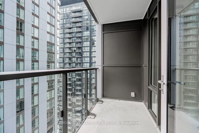 Additional image 18 of 28 Widmer St Unit 3929