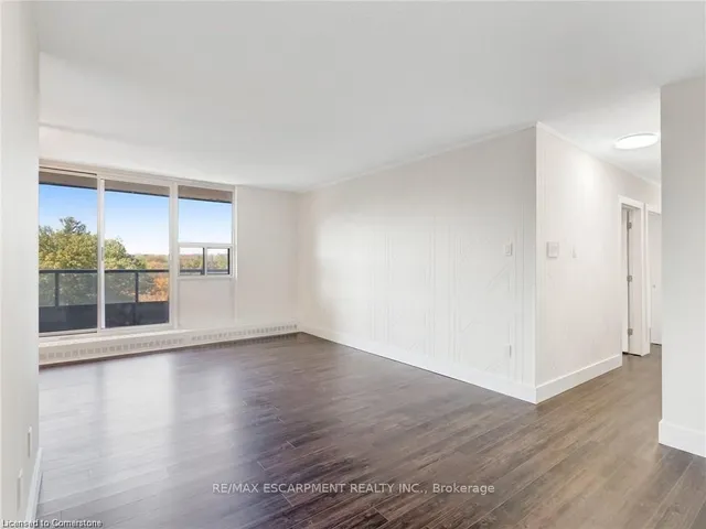 Additional image 15 of 1966 Main St Unit 1106