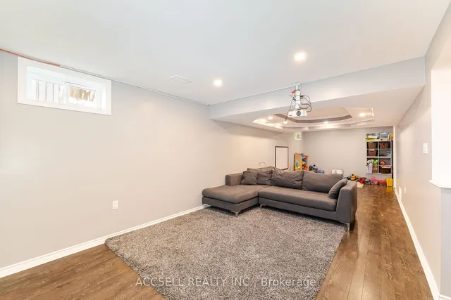 Additional image 30 of 29 Riviera Rdge