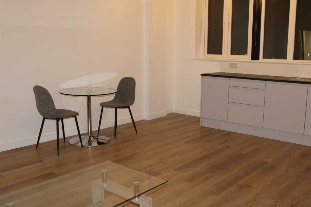 Additional image 4 of 150 High Street, West Bromwich