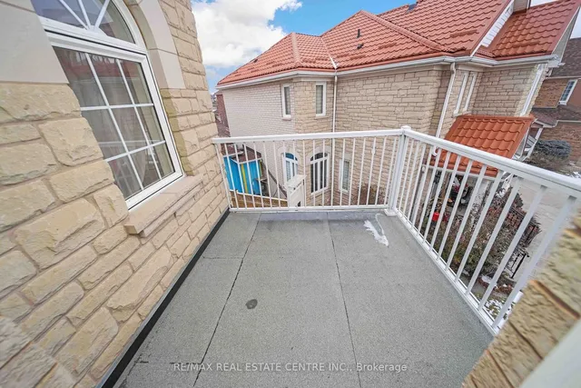 Additional image 36 of 733 Macbeth Hts