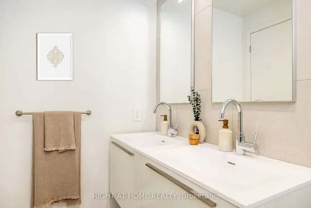 Additional image 17 of 2720 Dundas St Unit PH 5