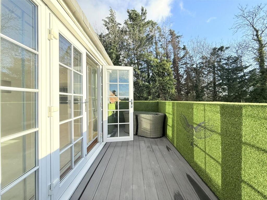 Additional image 7 of Georges Wood Road, Brookmans Park, Hertfordshire, AL9