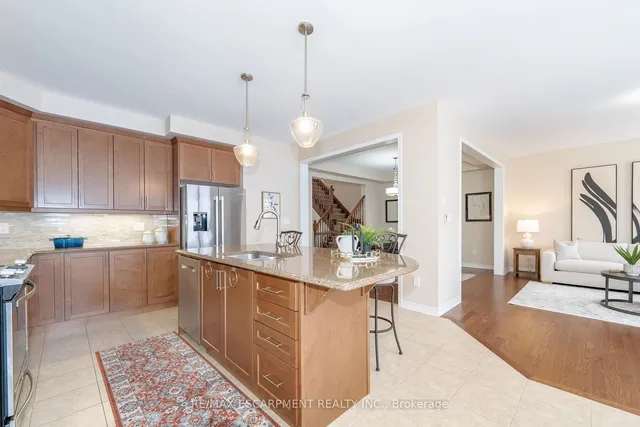 Additional image 11 of 254 Hinton Terr