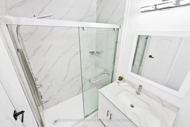 Additional image 31 of 2335 1/2 Gerrard St