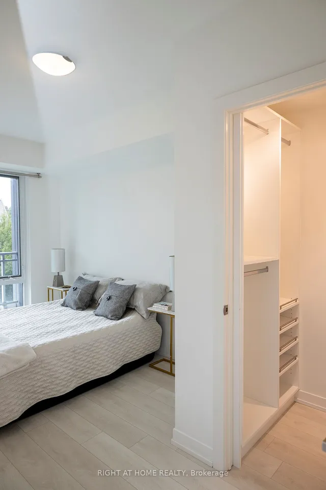 Additional image 20 of 223 St. Clair Ave Unit 0207