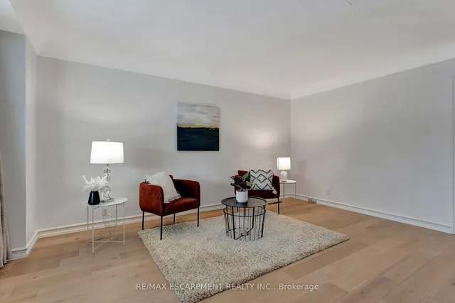 Additional image 9 of 131 East 42nd St